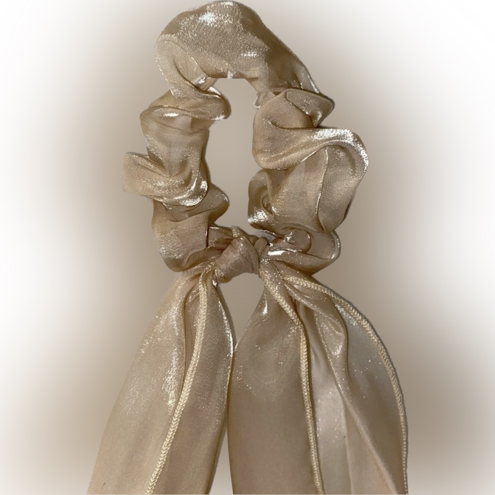 NEW Creme Silky Hair Scarf Scrunchie - Picture 4 of 5